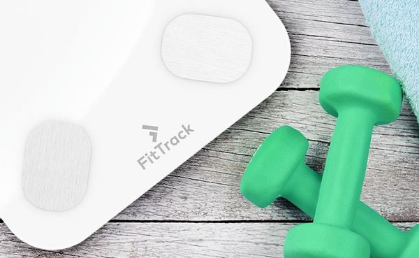 How the FitTrack Smart Scale Checks Your Body Fat | FitTrack